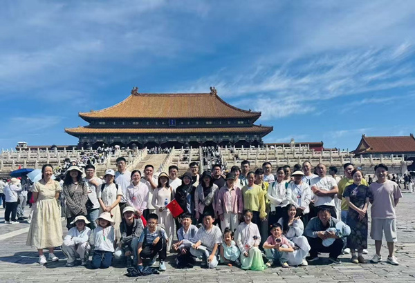 Glimpsing the Splendors of Beijing, Chasing the Waves of Min River Morita New Energy Launches 2026 Staff Group Tour